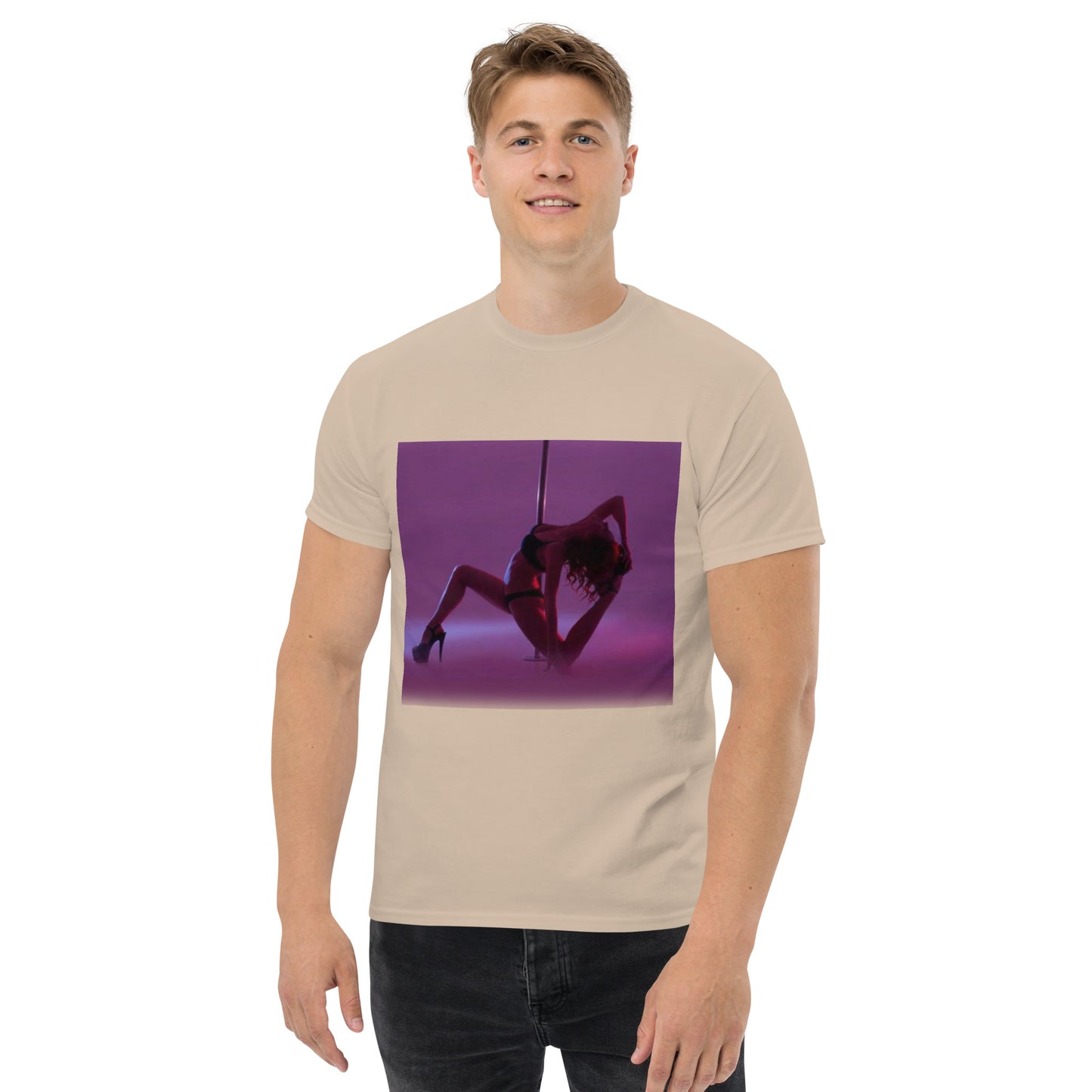Model pole classic tee