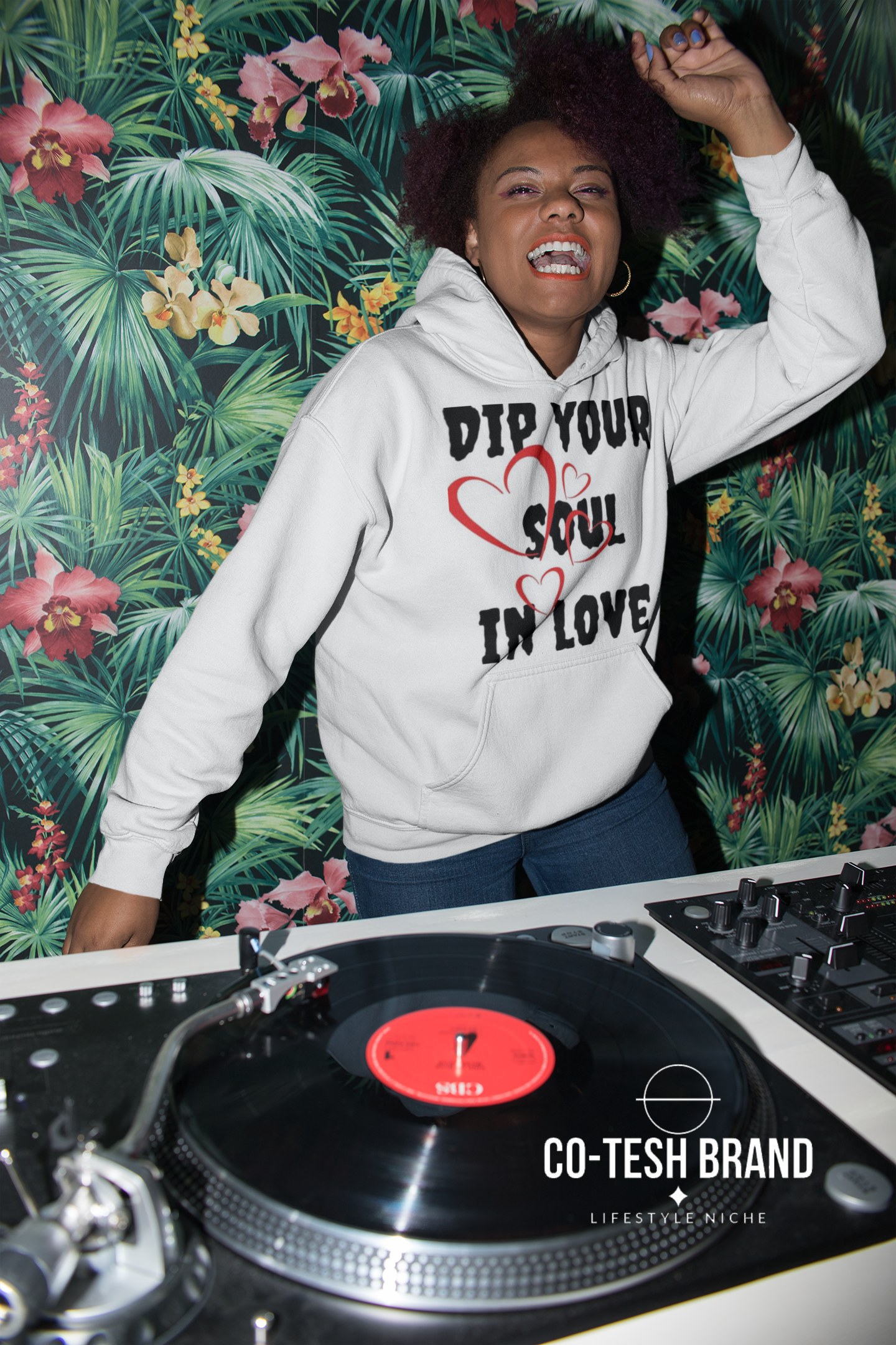Dip your soul in love Unisex fleece hoodie