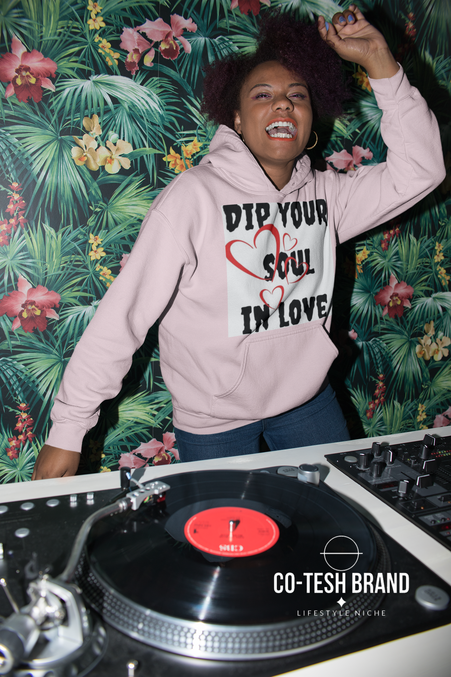Dip your soul in love Unisex fleece hoodie