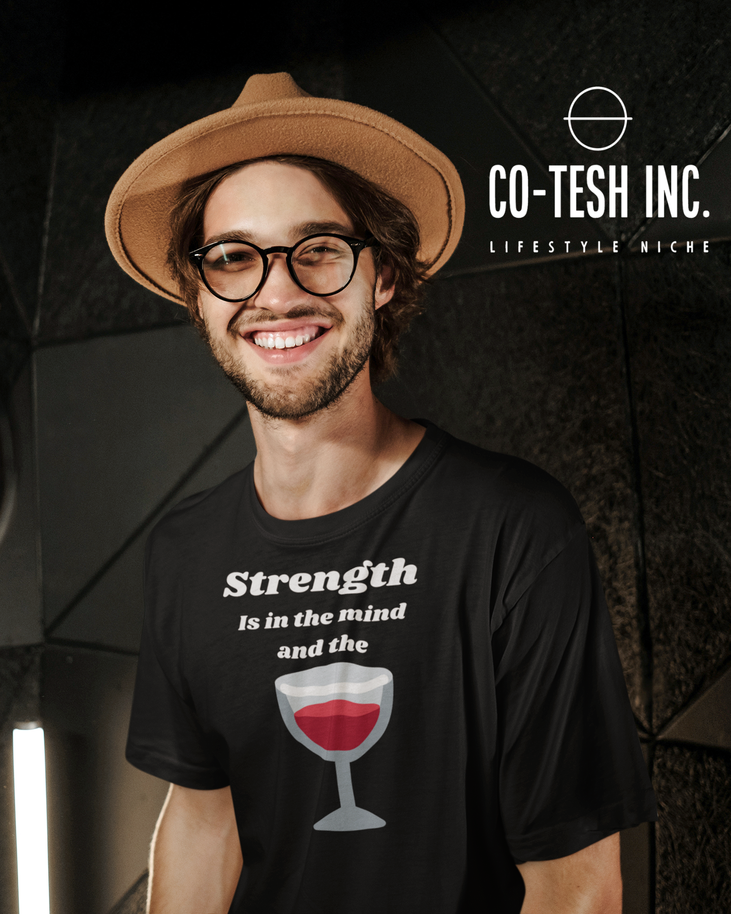 Strenght is in the wine Short-Sleeve Unisex T-Shirt Cotesh