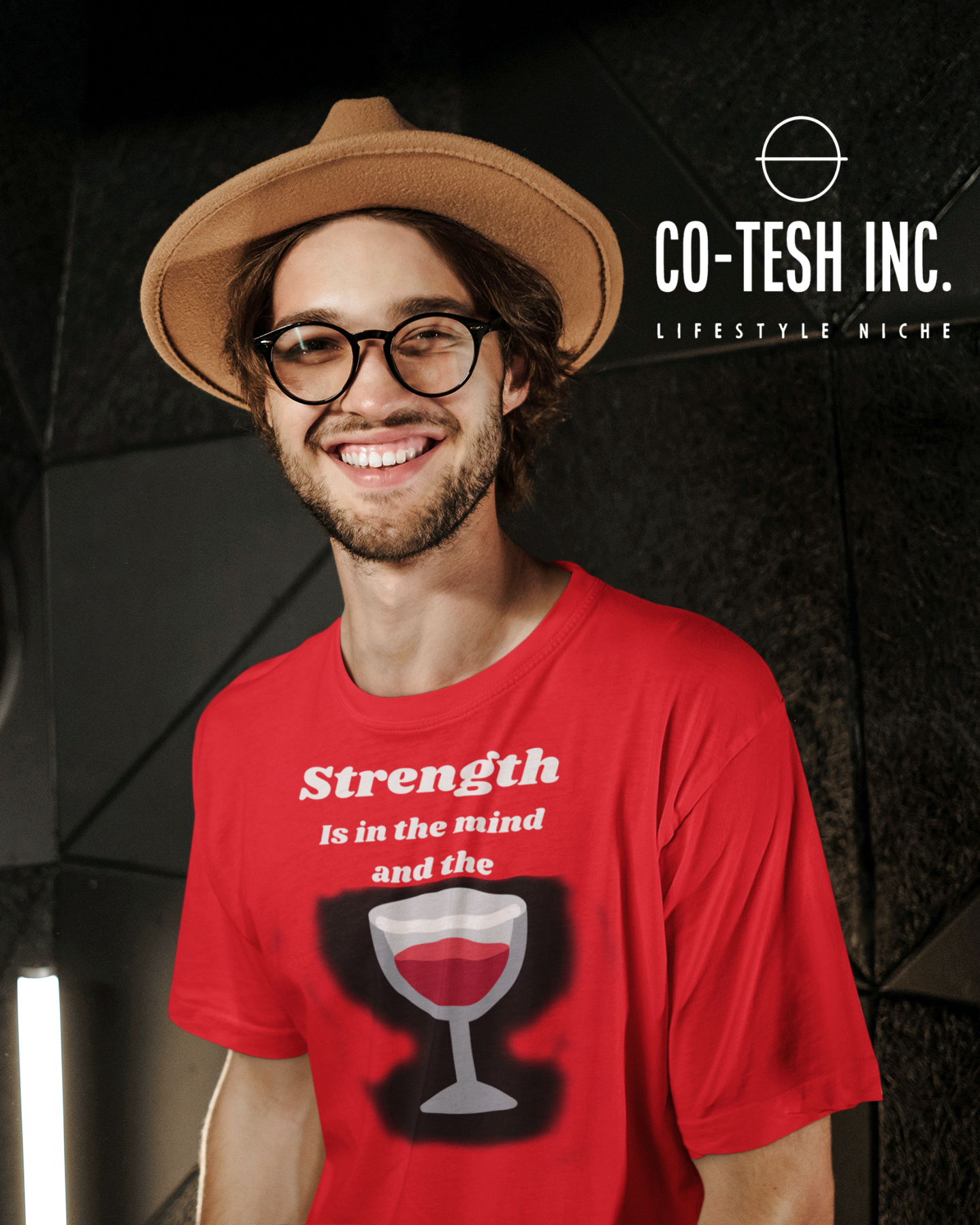 Strenght is in the wine Short-Sleeve Unisex T-Shirt Cotesh