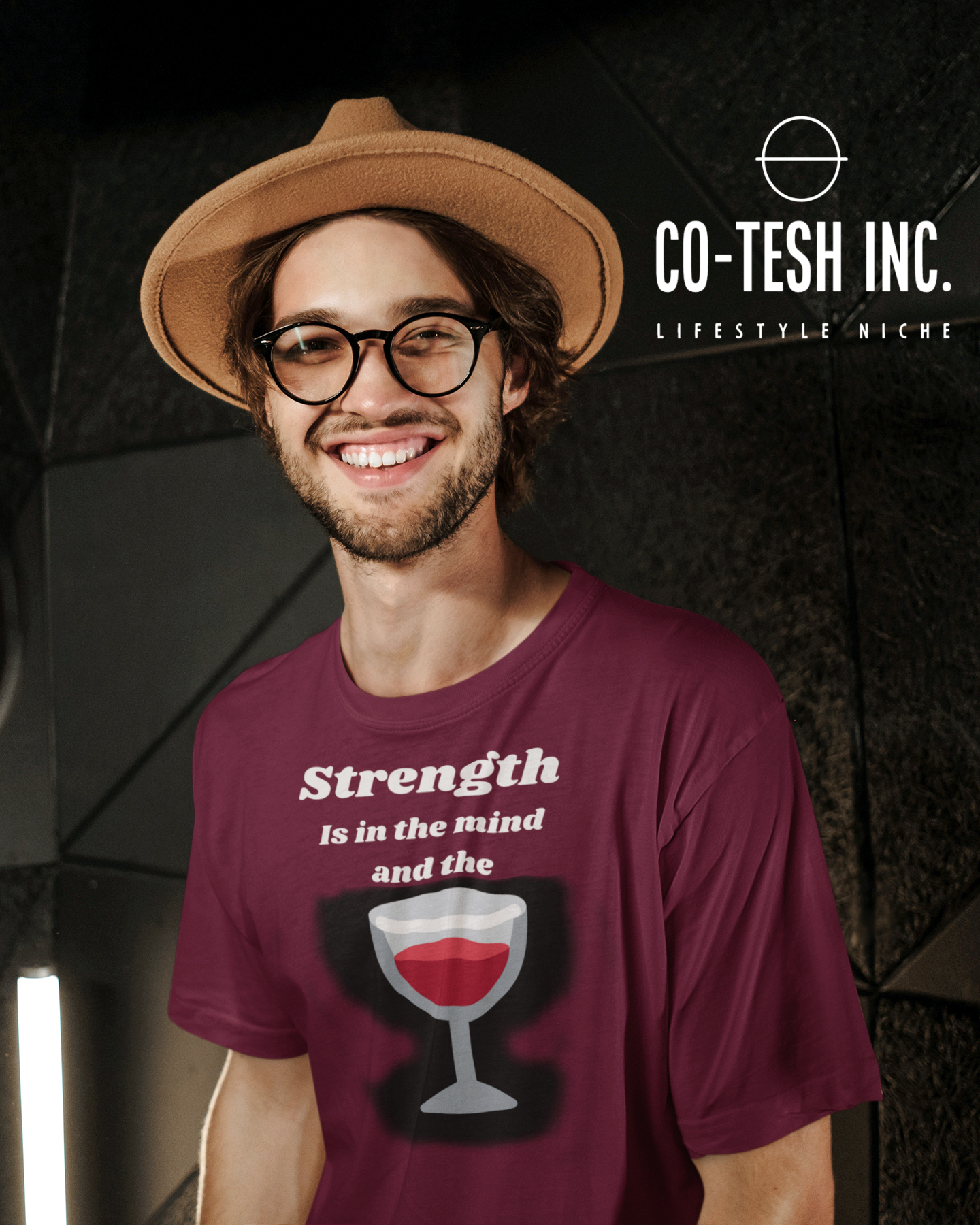Strenght is in the wine Short-Sleeve Unisex T-Shirt Cotesh